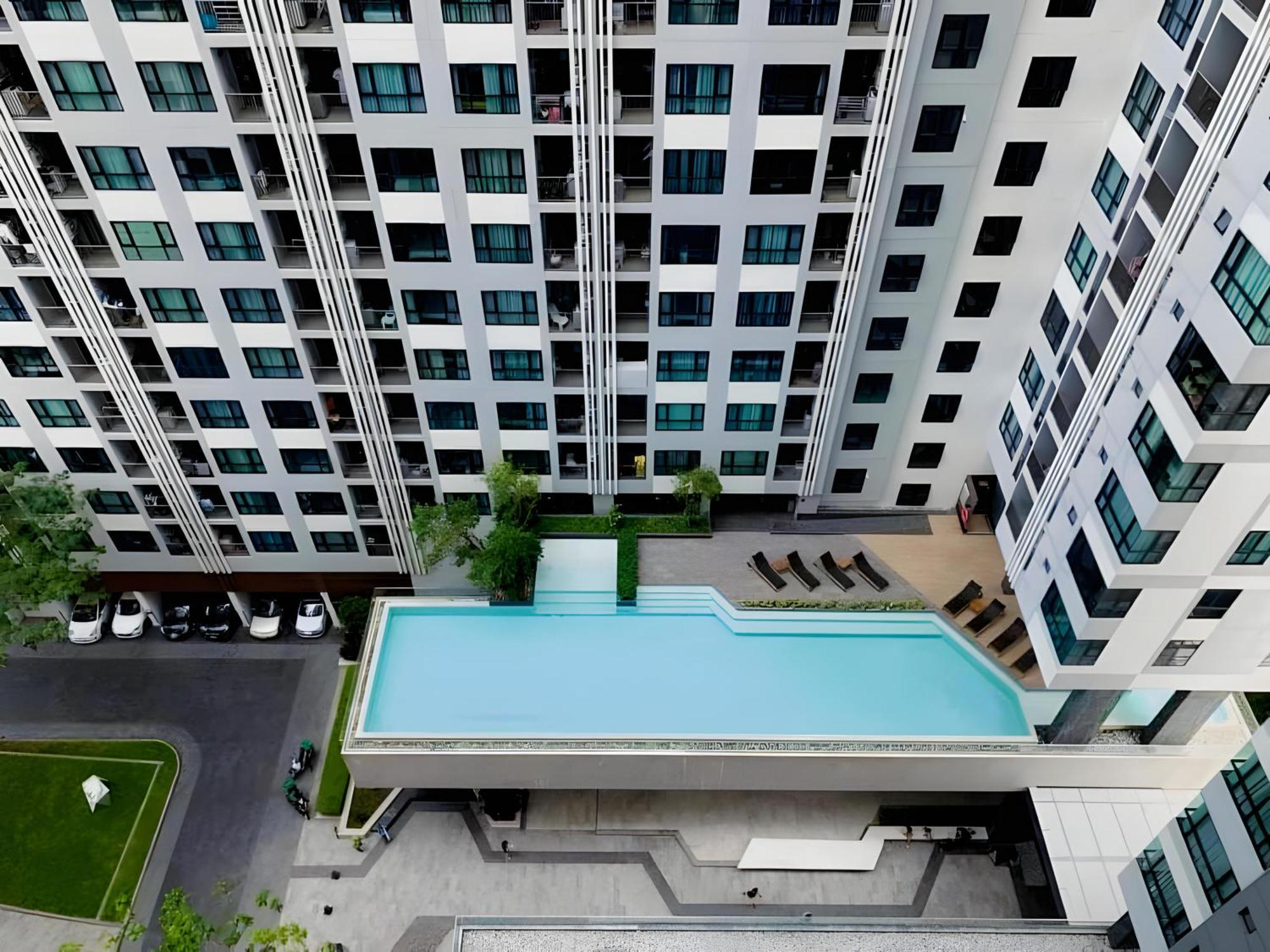 The Base Apartments At Central Pattaya Eksteriør bilde